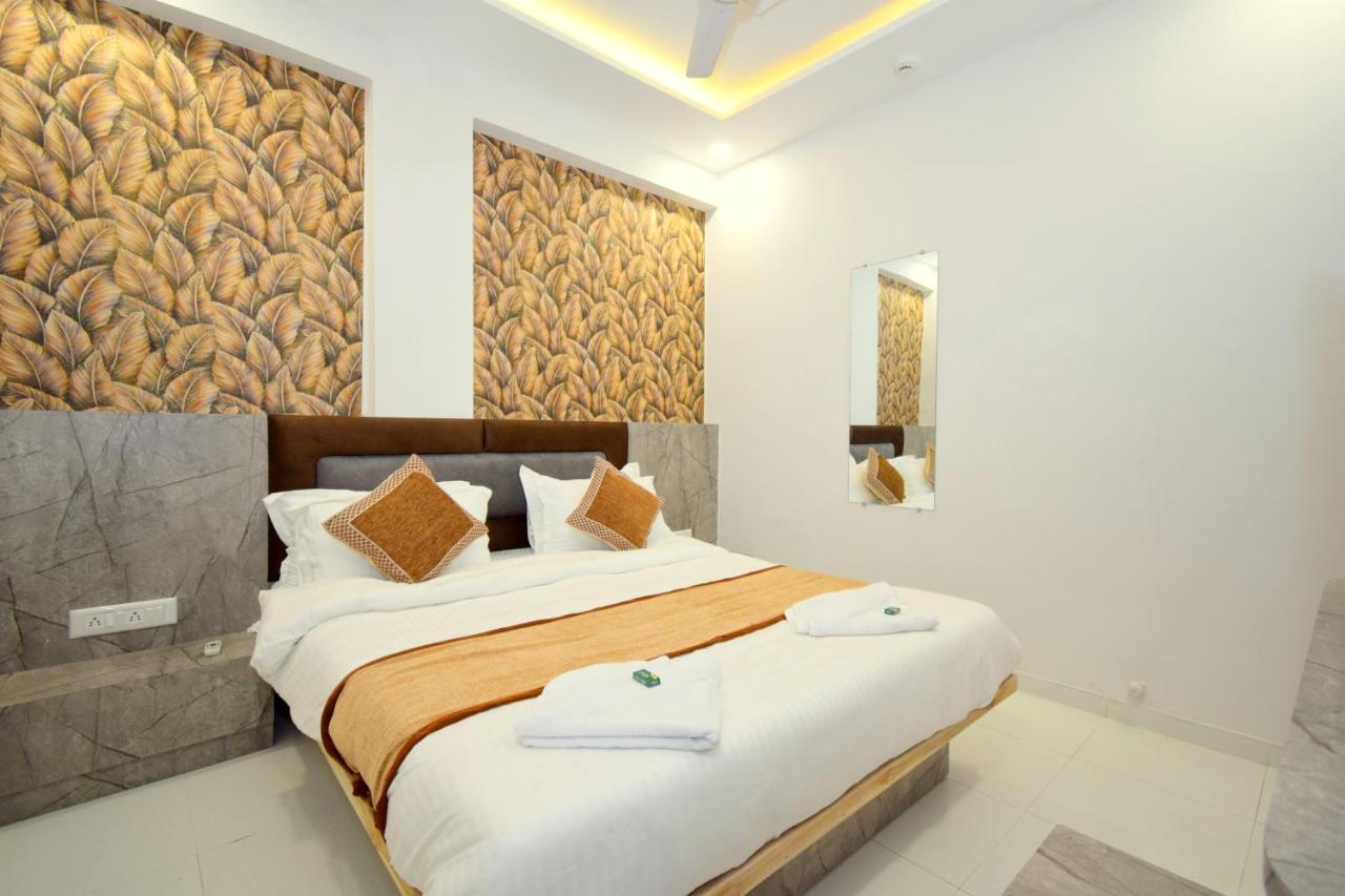 أحمد أباد Hotel A1 Vastrapur المظهر الخارجي الصورة