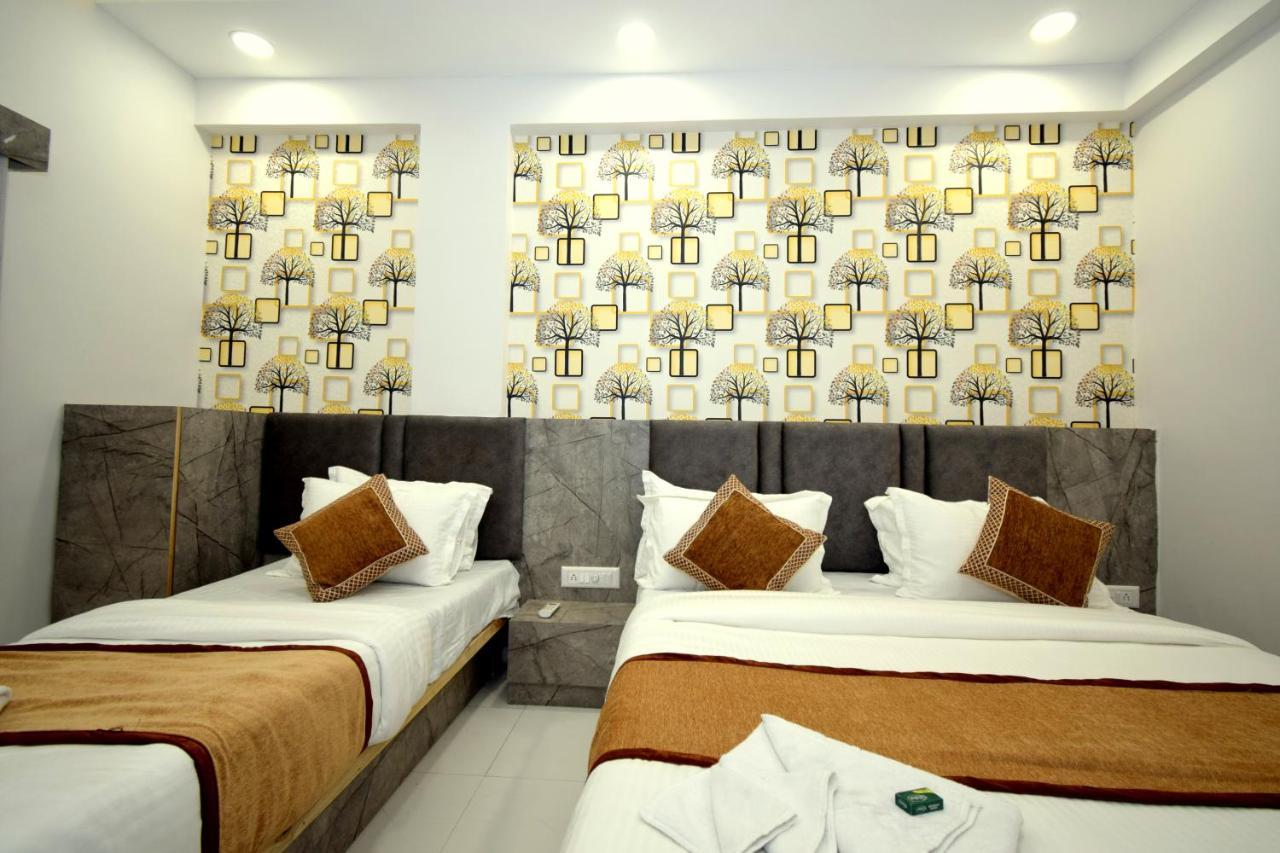 أحمد أباد Hotel A1 Vastrapur المظهر الخارجي الصورة